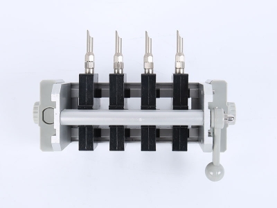 HH2019A單相偏心輪背出線(xiàn)表座（4滑塊-120、125孔距，M6-螺桿）