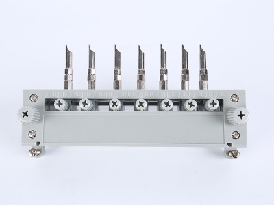 HH301三相國網(wǎng)PC背出線(xiàn)表座（165MM-孔距，七滑塊，M8-螺桿）