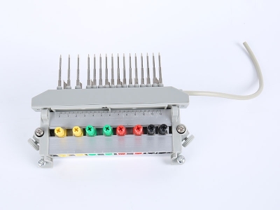 HH2018A三相鋁合金背出線(xiàn)直接式表座帶輔助端子（8滑塊,165孔距，M8螺桿）