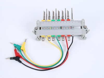 HH2018B三相鋁合金下出線(xiàn)表座帶電壓端子（6滑塊,165孔距，M8螺桿）